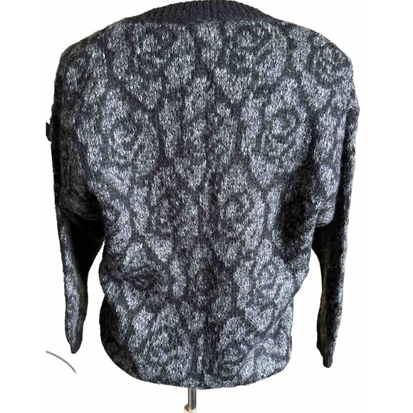 United Colours Of Benetton Sweater V Neck L Italy 3/4 Sleeves Black Grey VTG - Picture 3 of 11